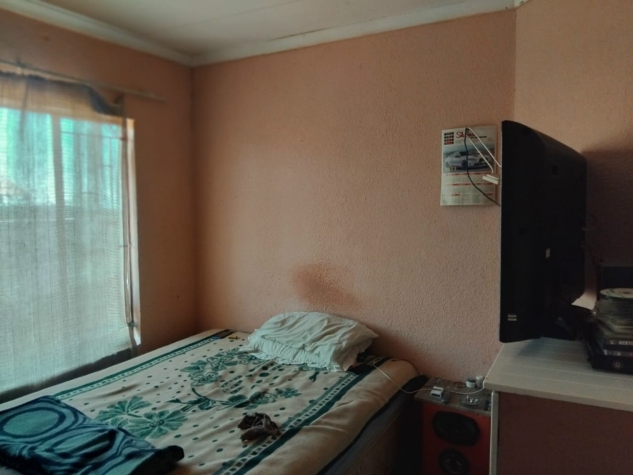 2 Bedroom Property for Sale in Tlhabane West North West